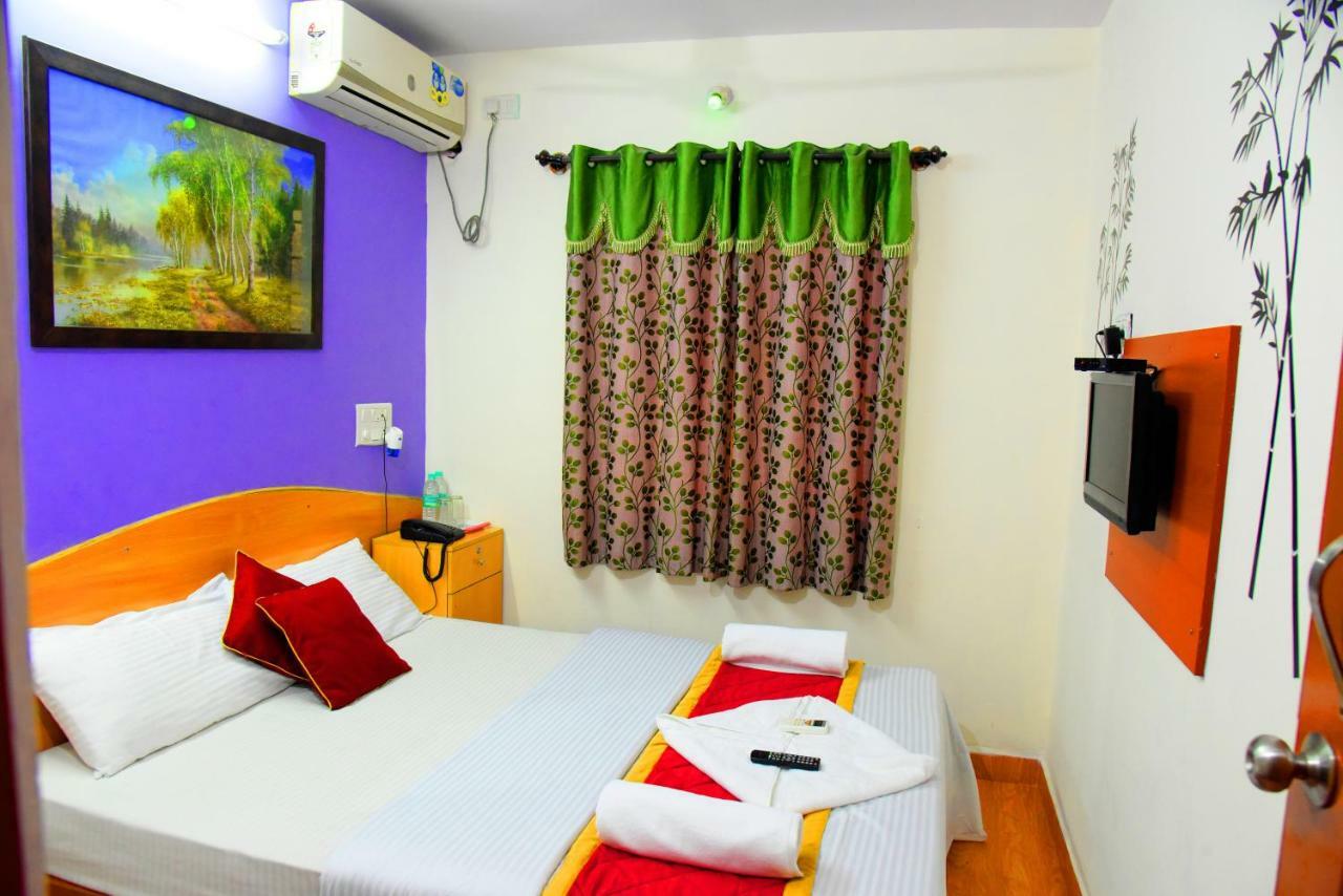 Hotel Housefinch Residency Bangalore Extérieur photo